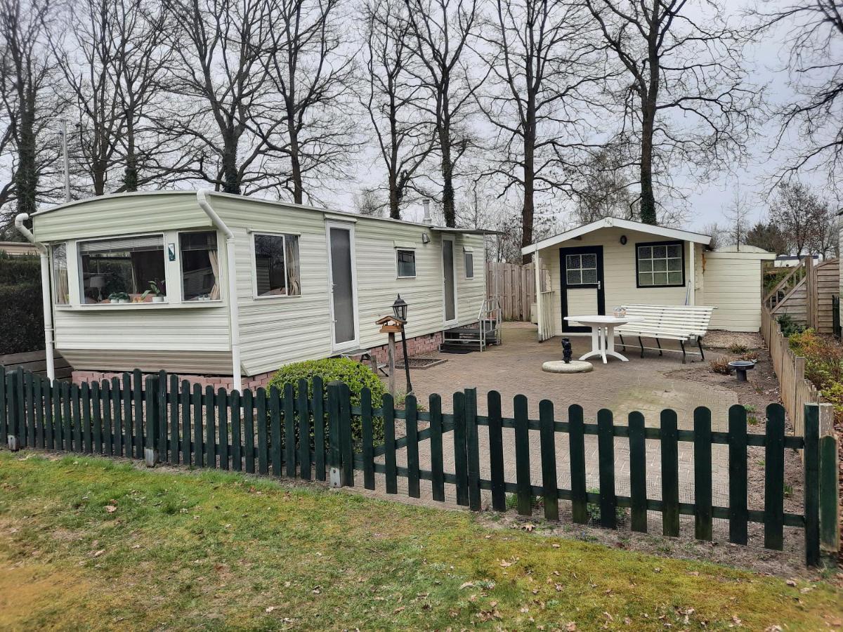 Mulder'S Vakantiehuis, Jaarplaats 108 Op Recreatiepark De Tien Heugten Schoonloo Exterior photo
